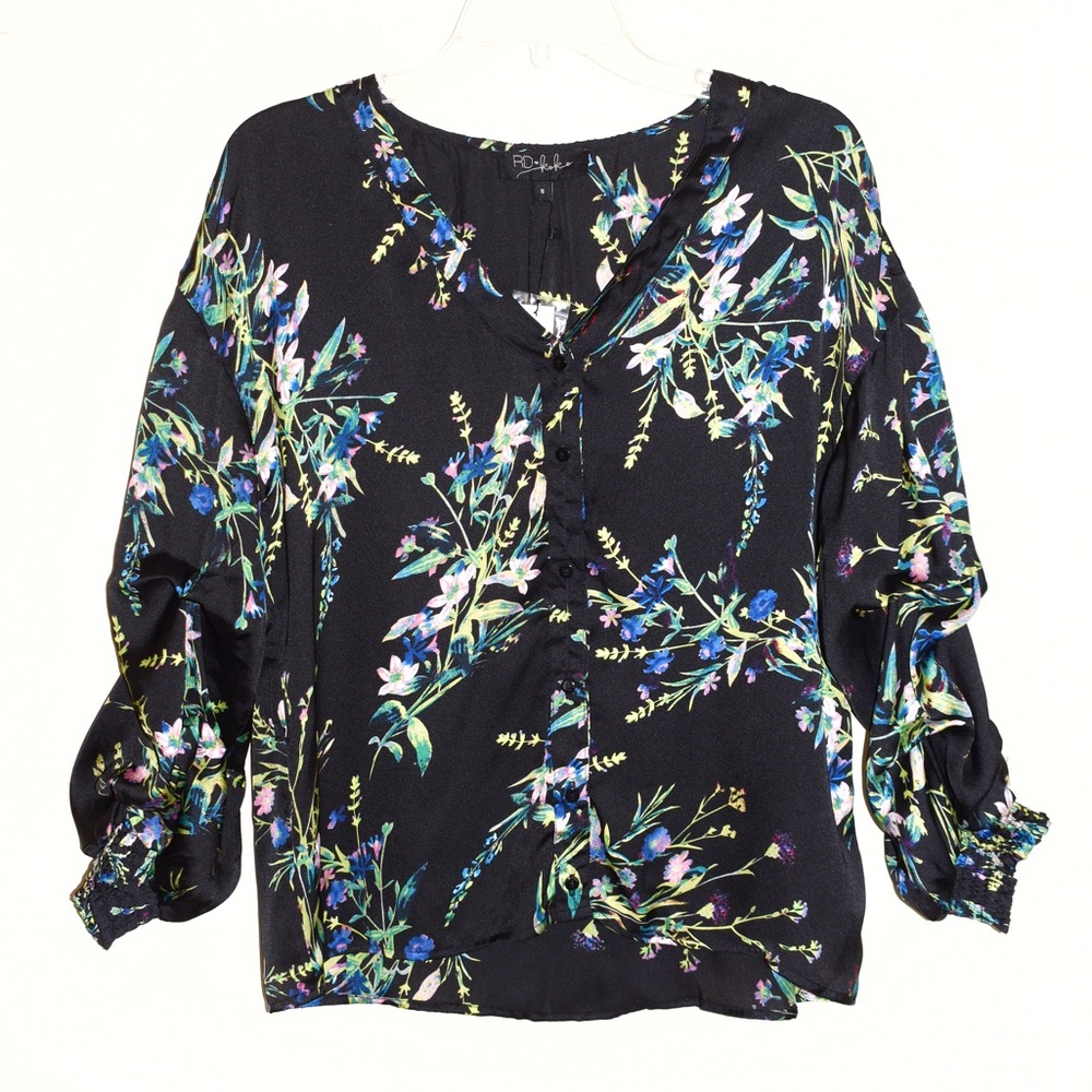 RD + Koko Black Satin Floral Button Front Blouse